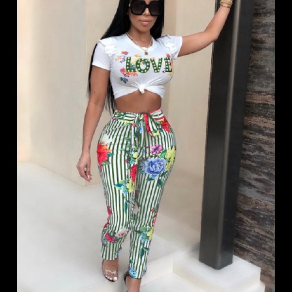 Two piece crop set